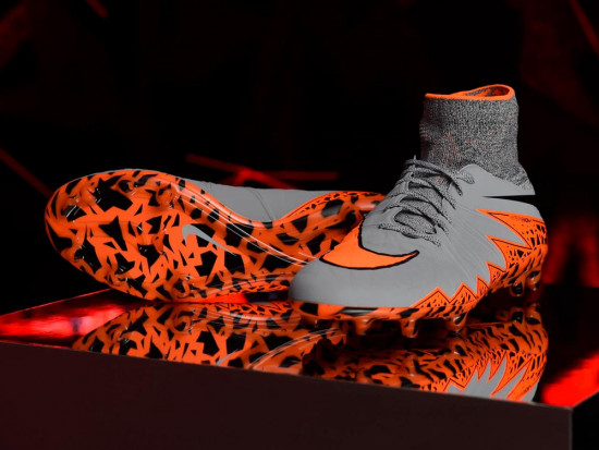 Nike HyperVenom Phantom 2_0.jpg